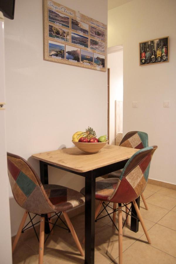 Christos Studios And Family Apartments Stegna 外观 照片
